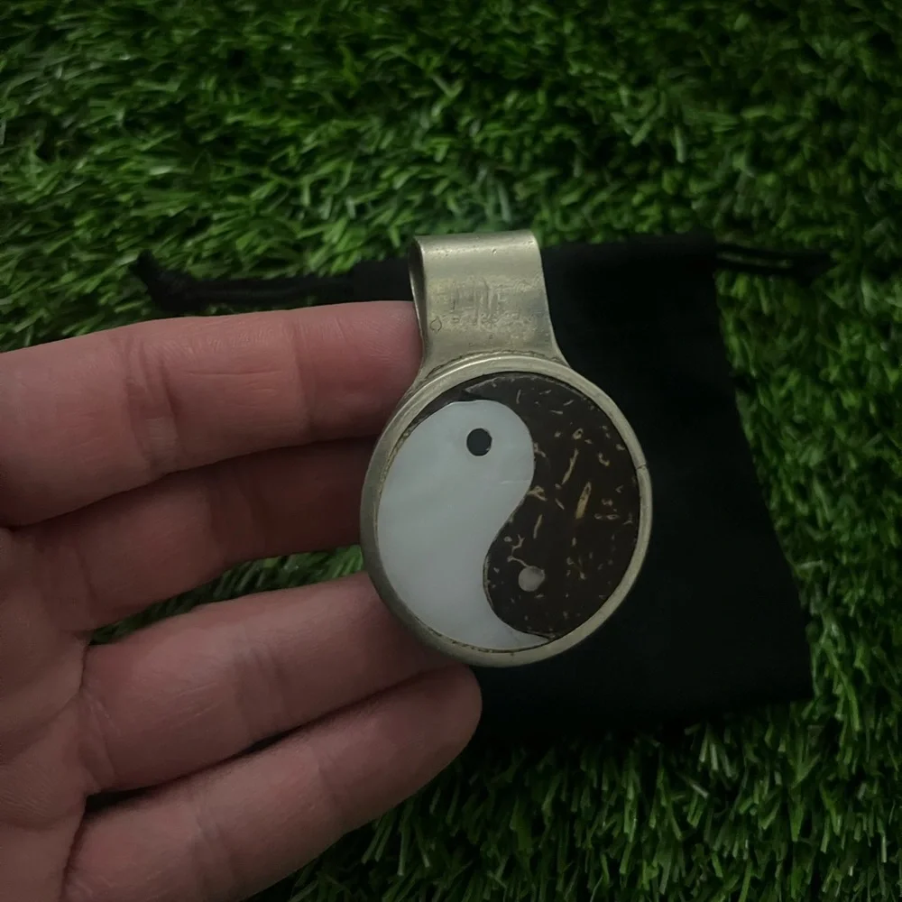 VINTAGE Handmade Yin-Yang Money Clip